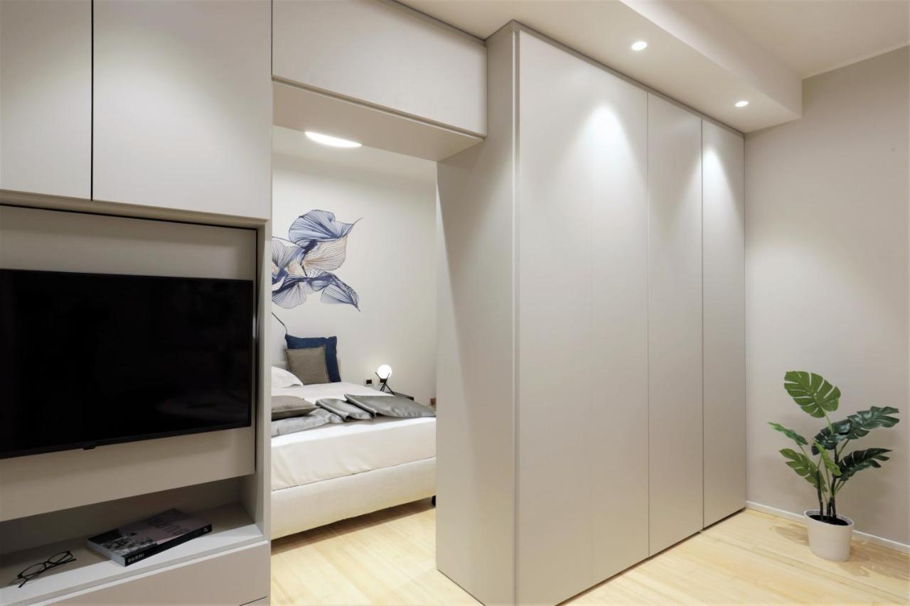 Viam 16B Suites Рим Экстерьер фото